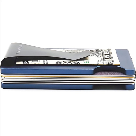 Carbon Fiber Wallet for Men or Women, RFID Blocking Minimalist Credit Card Holde - Picture 4 of 9